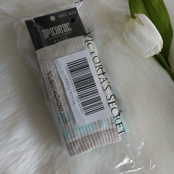 ❌2 PAIRS🌺PINK Victoria's Secret Knee Sock .Nwt - Picture 2 of 4